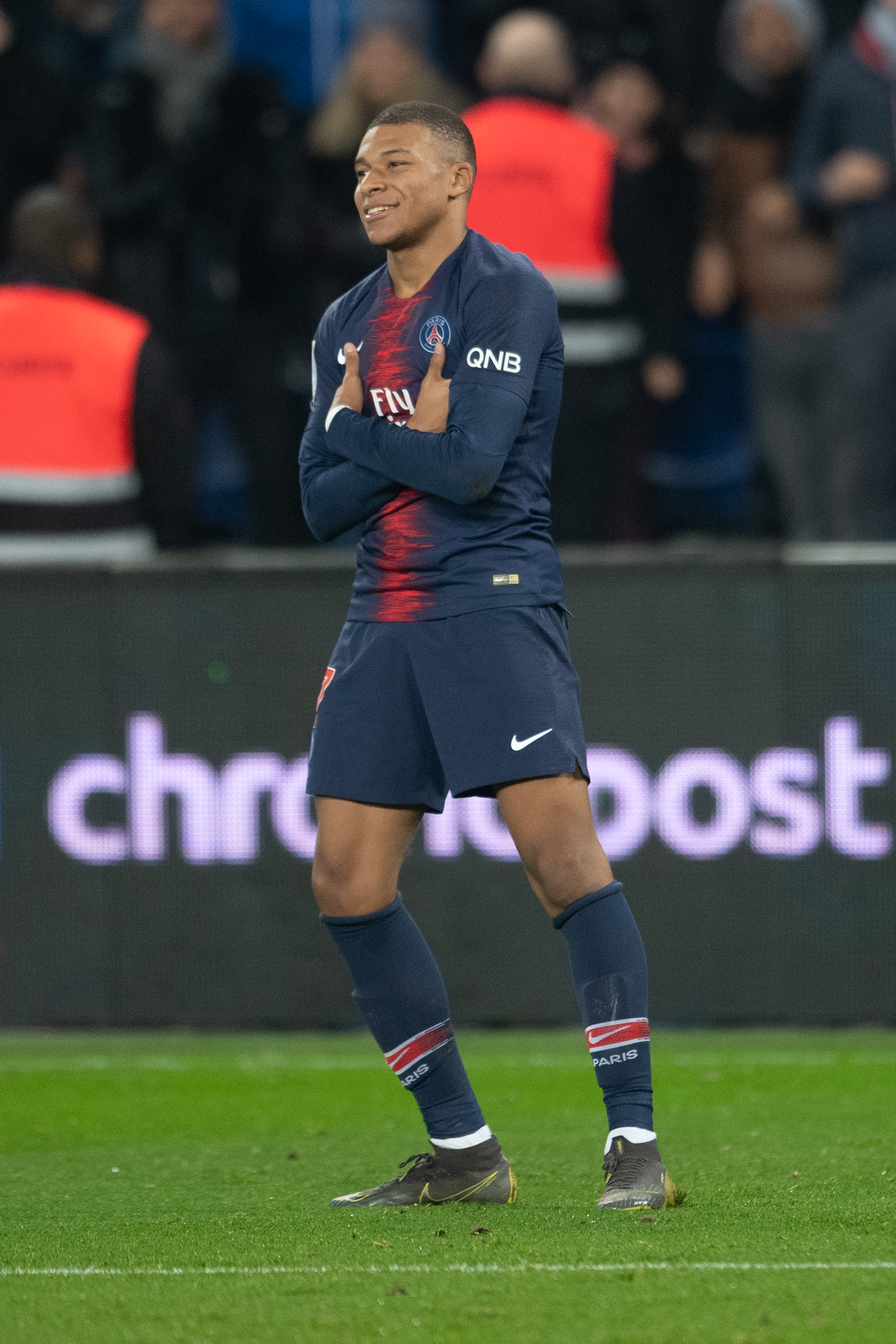 【2025中超总结之大连英博】打造亚洲第一主场（【2025中超盘点·大连英博】锻造亚洲最强主场）