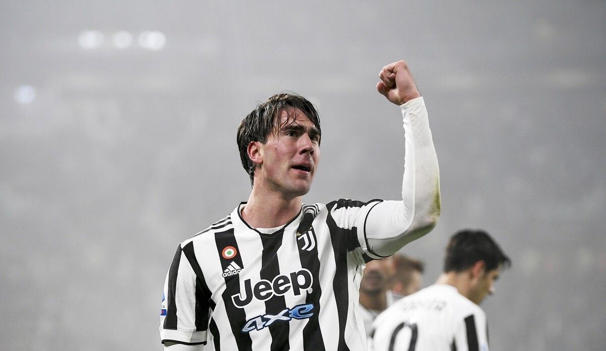 萨利巴：廷贝尔是世界最佳右后卫；英超和欧冠冠军我们都想要（萨利巴：廷贝尔是当今最佳右后卫，我们目标同时拿下英超与欧冠）