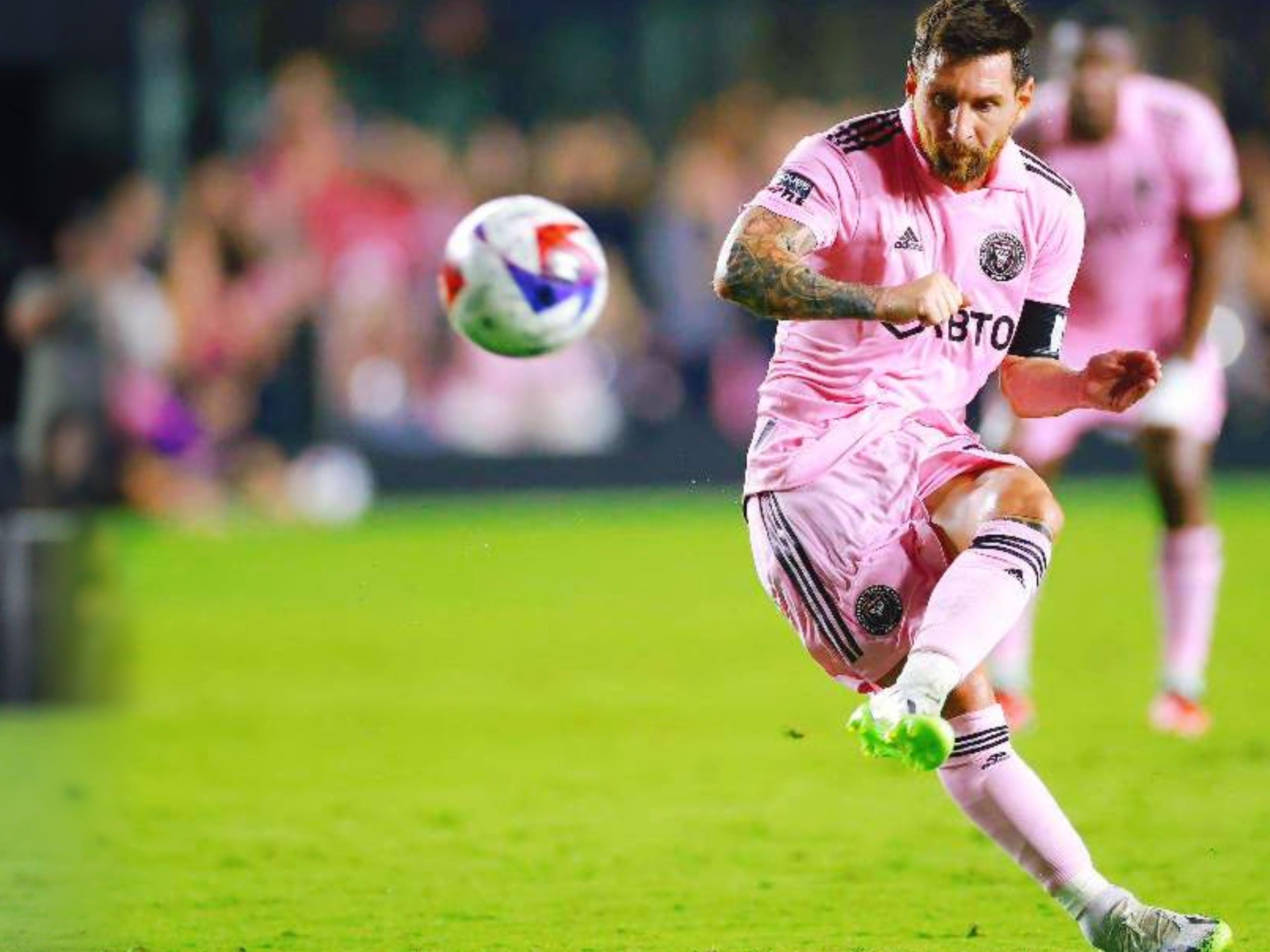 客战伯恩利半场被换下，里斯赛后社媒报平安：我一切都好（客场对阵伯恩利仅踢半场被换，里斯赛后发文报平安：我没事）