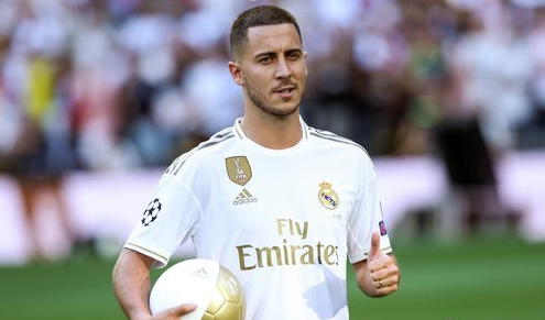 此前对阵拜仁时扭伤左膝，努诺-门德斯本周四恢复了训练（此前战拜仁左膝扭伤，努诺-门德斯已于周四复训）