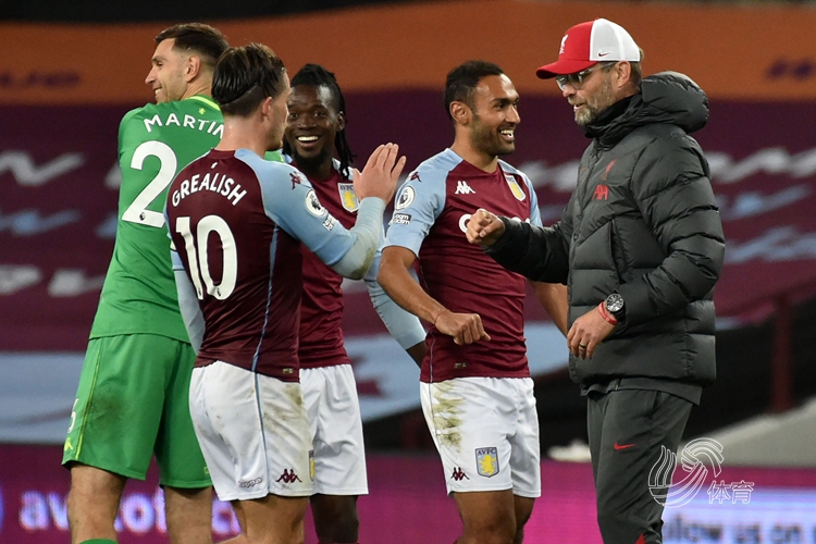 博洛尼亚3-0大胜乌迪内斯，波贝加梅开二度，贝尔纳代斯基建功