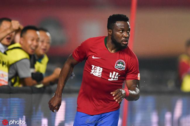 英女足主帅：比赛相对轻松，开场后花了一两分钟来适应中国队（英女足主帅：比赛较轻松，开场一两分钟便适应中国队）