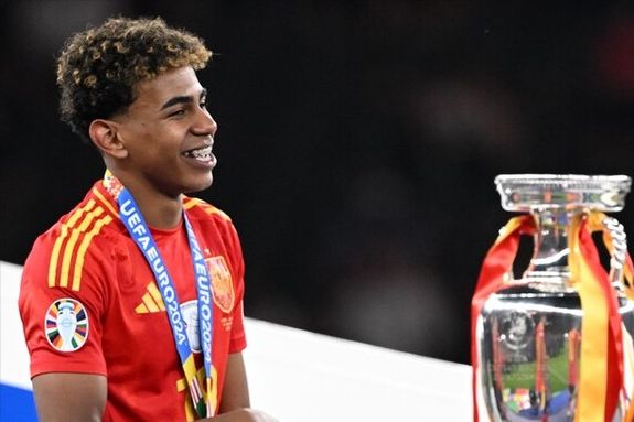 巴黎队史第九次在欧冠负于拜仁仅次于皇萨（巴黎队史欧冠第9次负于拜仁，仅次皇马与巴萨）